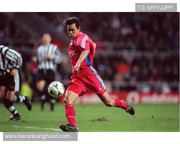 足球明星高清壁纸自制分享让你的桌面焕然一新尽享足球魅力与激情